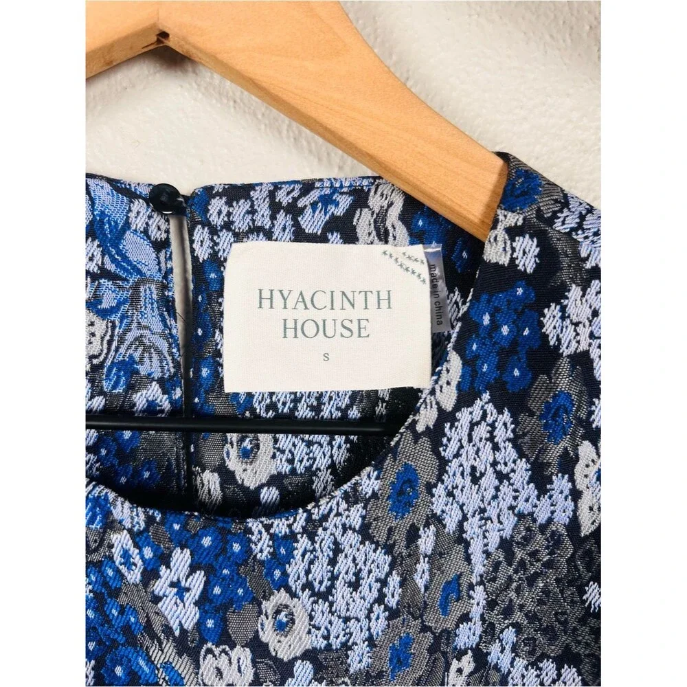 Hyacinth House Priscilla Puff Sleeve Top Blue Floral Jacquard Size Small